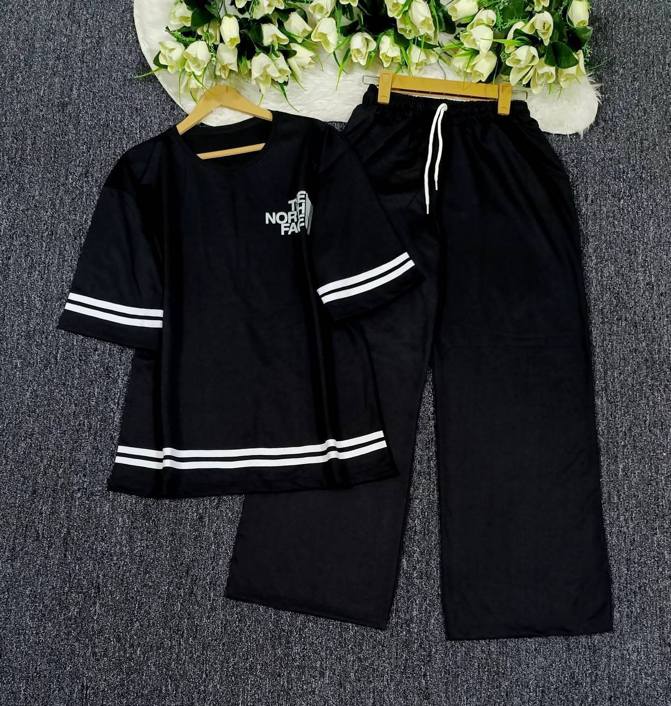 ست تیشرت شلوار North face